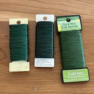 26 Gauge‎ Floral Wire Green